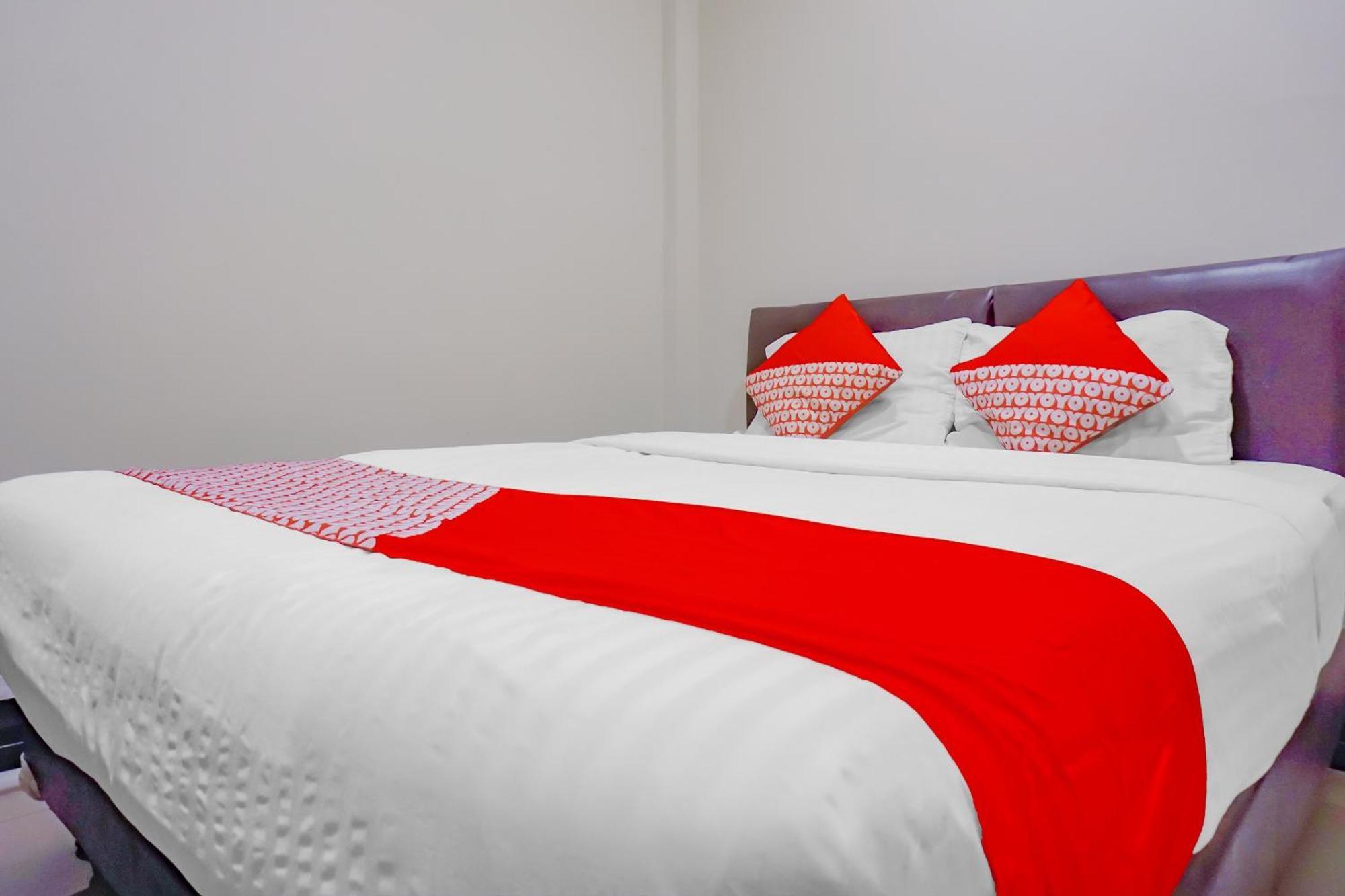 Oyo 117 Blueberry Homestay Jakarta Exterior photo